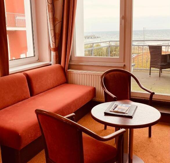 Полулюкс с Балконом, Germania