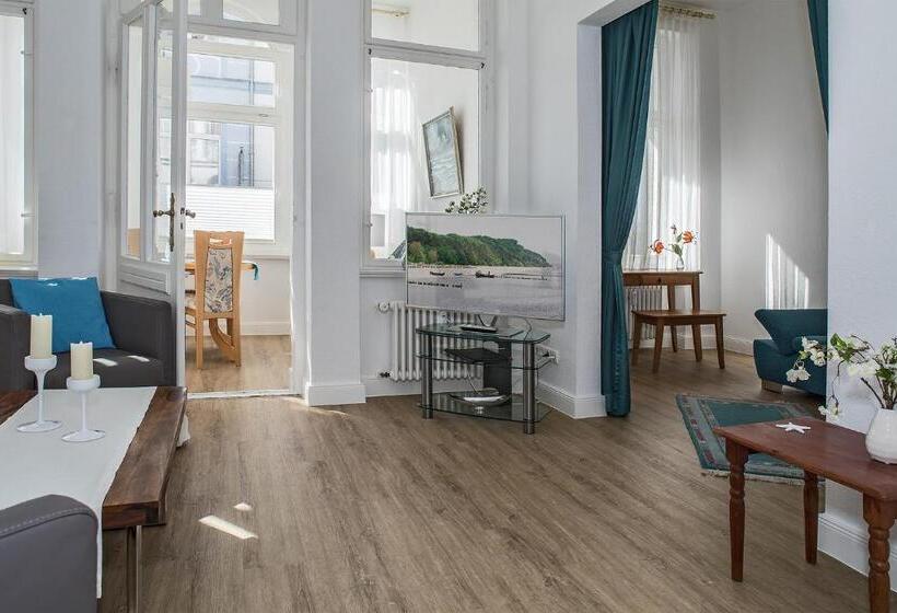 Апартаменты 1 Спальня Вид на Море, Germania