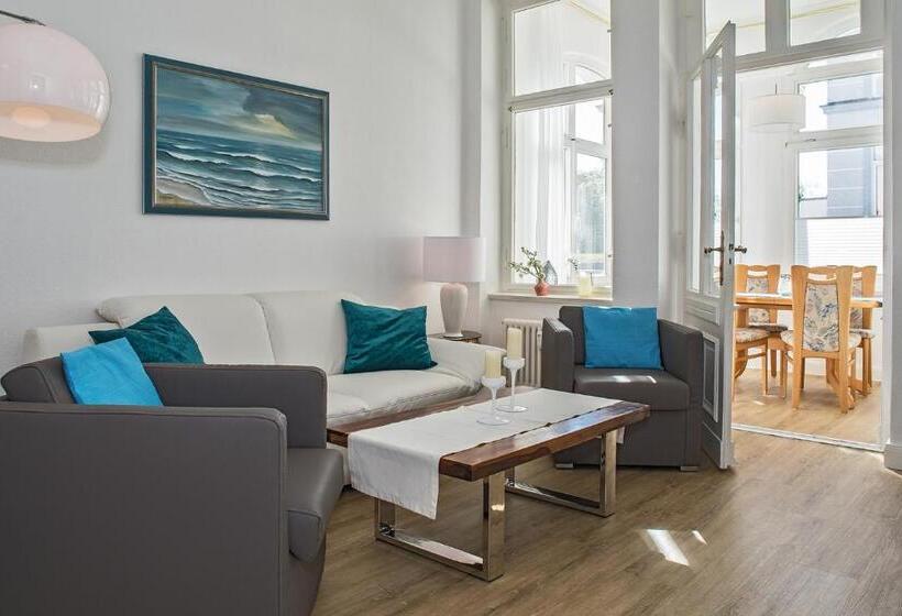 Апартаменты 1 Спальня Вид на Море, Germania