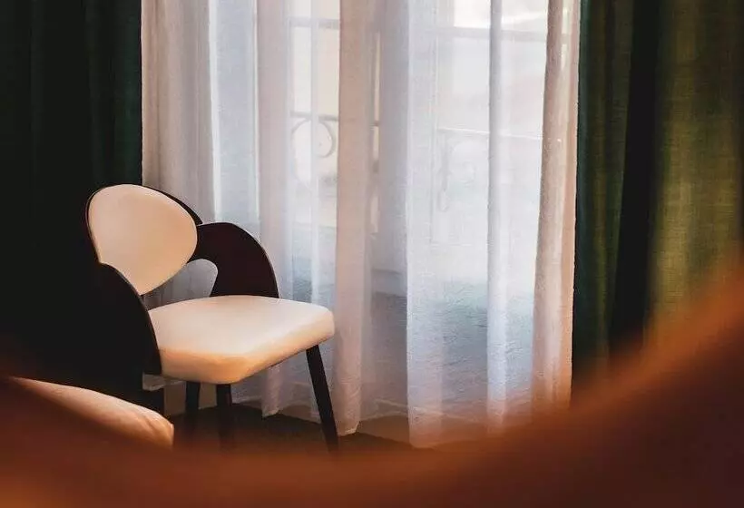 Superior Room, Grand Hôtel Du Nord
