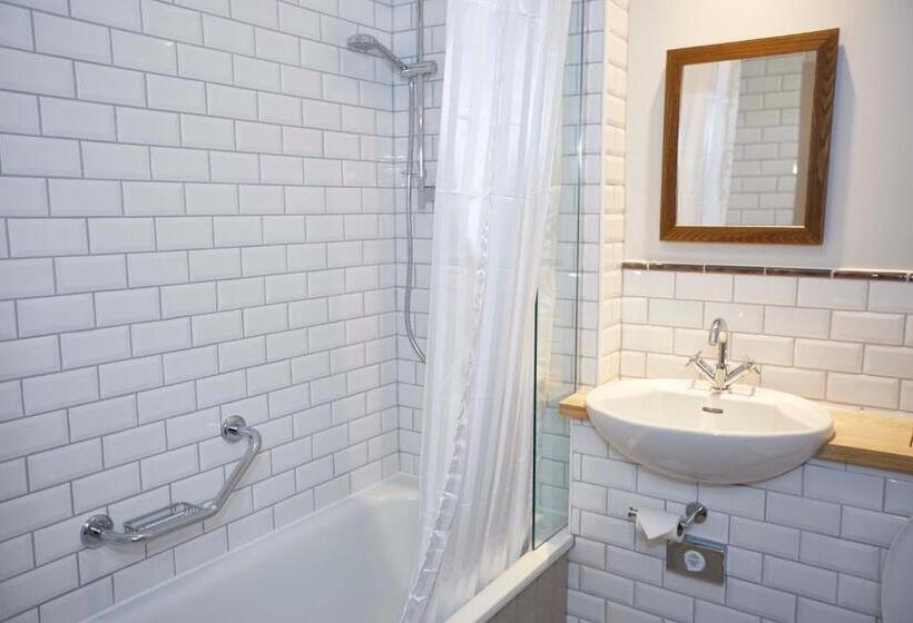 패밀리 룸, Greswolde Arms By Chef & Brewer Collection