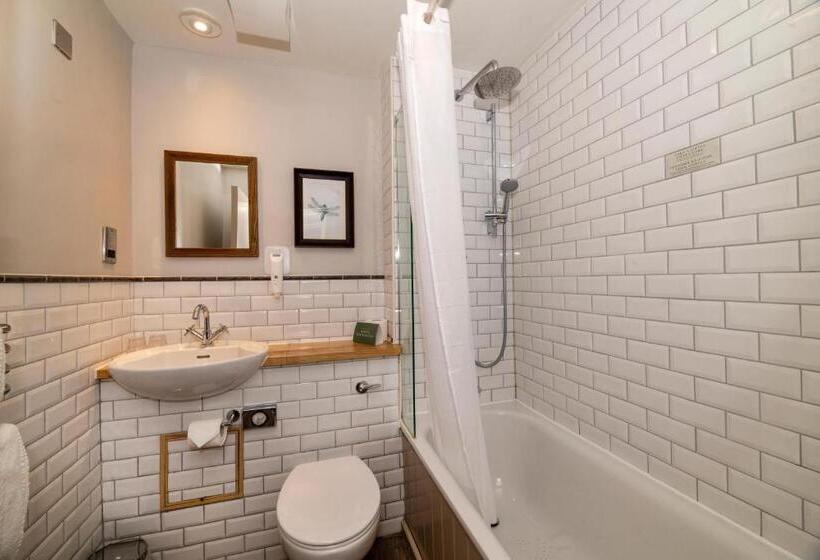 패밀리 룸, Greswolde Arms By Chef & Brewer Collection