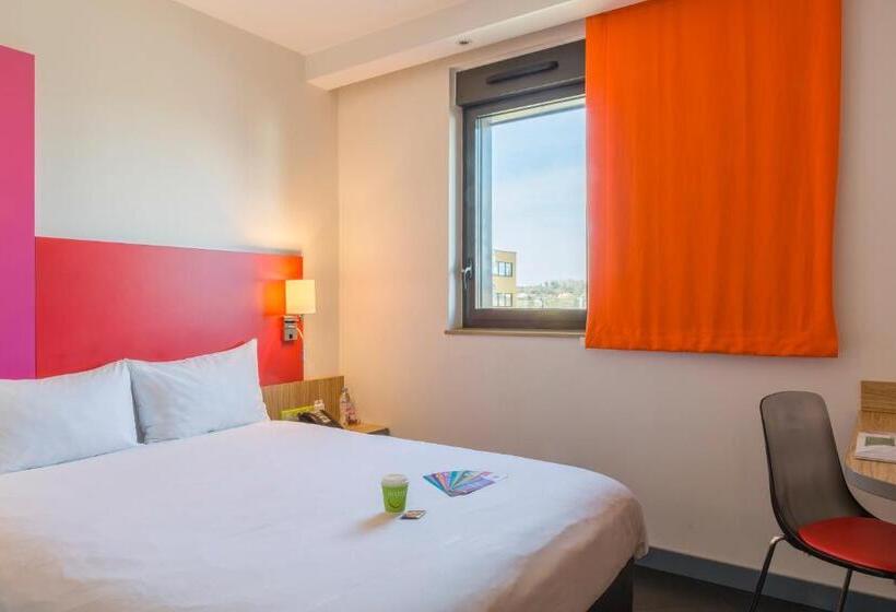 Family Suite, Ibis Styles Romans Valence Gare Tgv