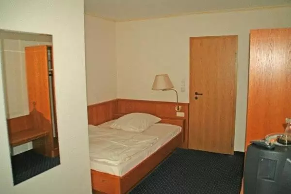 スタンダードシングルルーム, Rasthaus Hotel Schackendorf