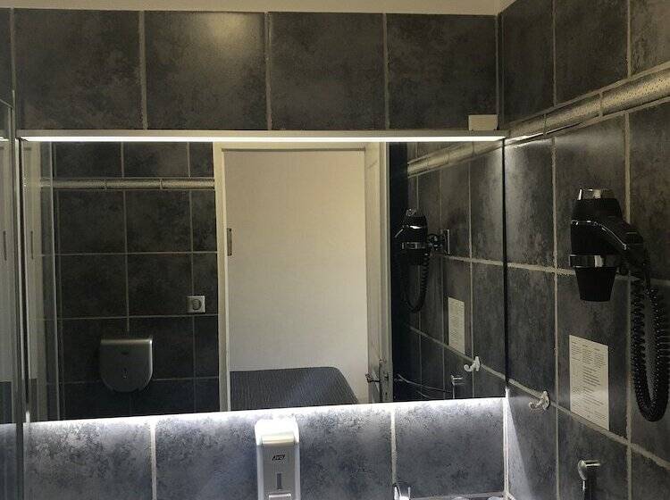 패밀리 룸, Le Lys D Or