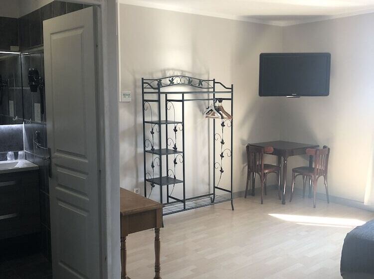 패밀리 룸, Le Lys D Or