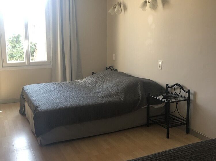 패밀리 룸, Le Lys D Or