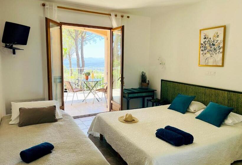 Номер Стандарт с Террасой, Le Mas Des Collines