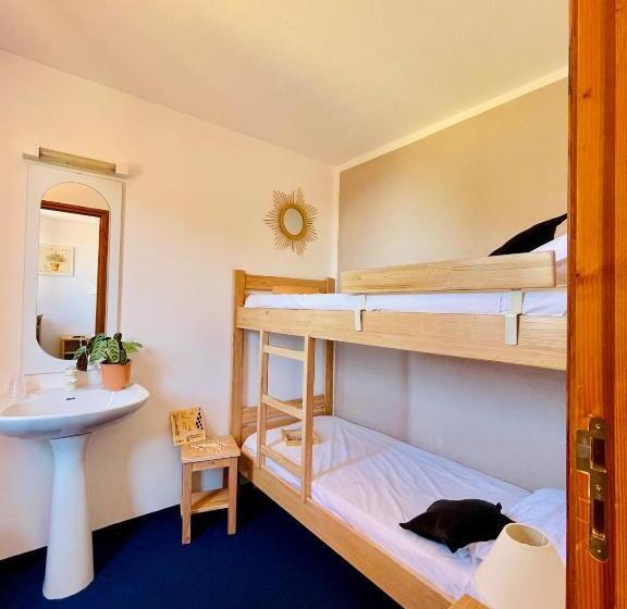 Семейный Номер, Le Mas Des Collines