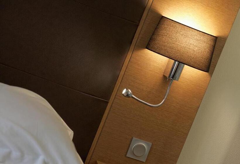 غرفة سوبيريور, Restaurant Du Centre Et Du Lauragais