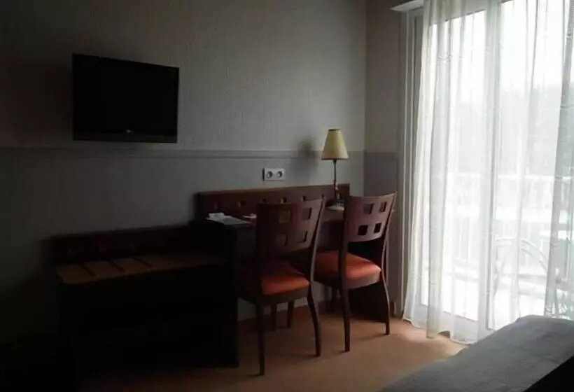 ベーシックルーム, Logis Hôtel Le Moulin Neuf