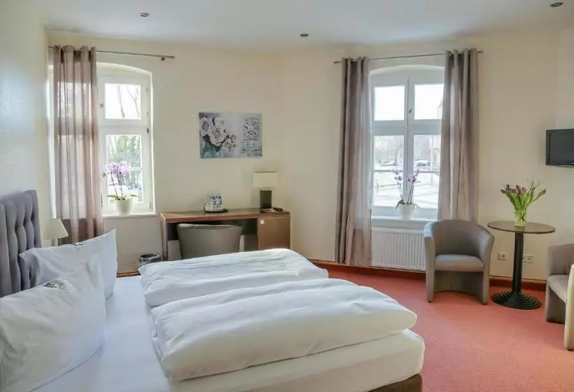 Standard Room, & Restaurant ,,zur Alten Oder In Frankfurt Oder