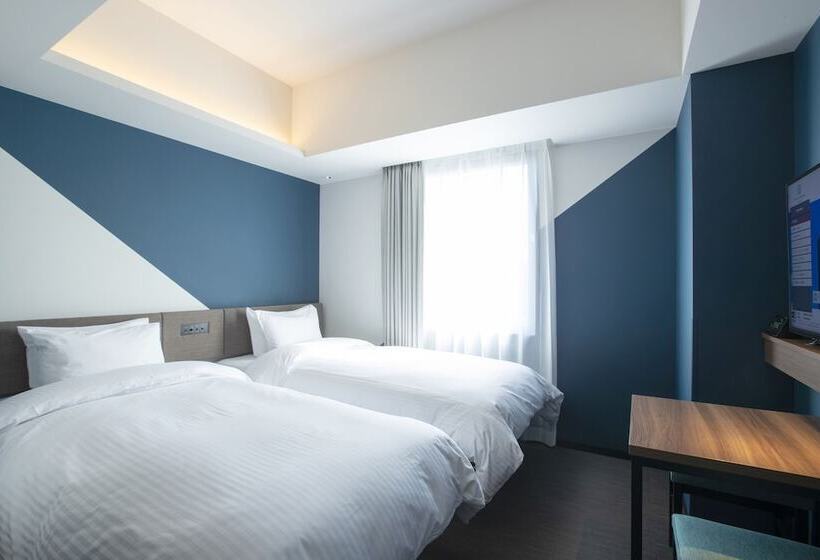 Quarto Estandar, Prince Smart Inn Hakata