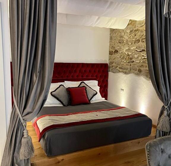 Люкс Deluxe Кровать Кинг, Nobilia Dimore   Suite & Spa®