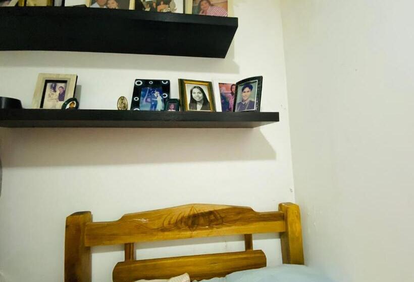 Одноместный Номер Basic, Casa Feliz Hostal