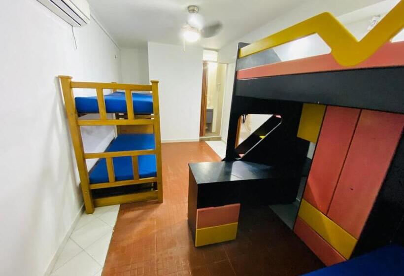 Семейный Номер, Casa Feliz Hostal
