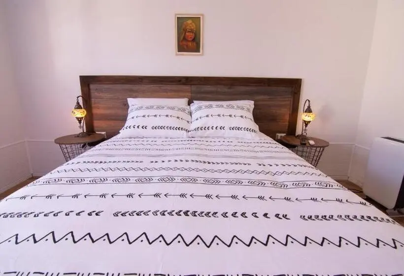 エコノミールーム, La Rukka Hostal Boutique