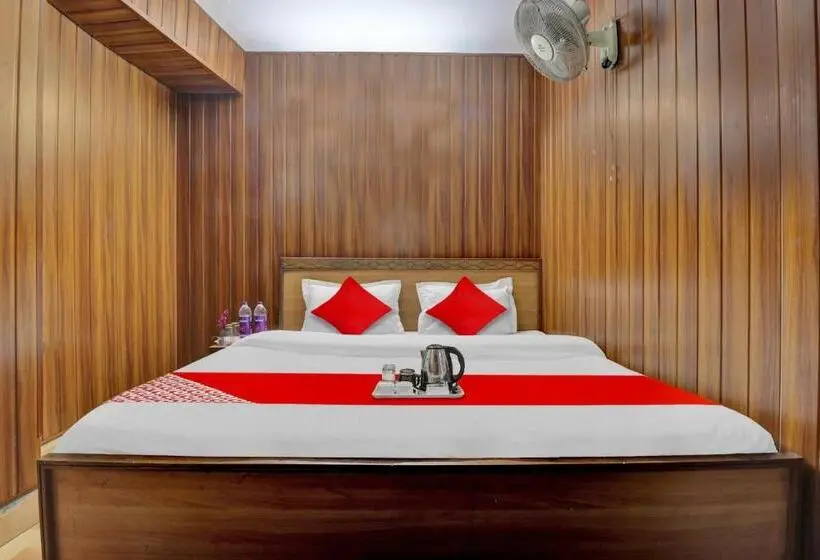 Deluxe-huone, Savitri Hotel Nand Palace