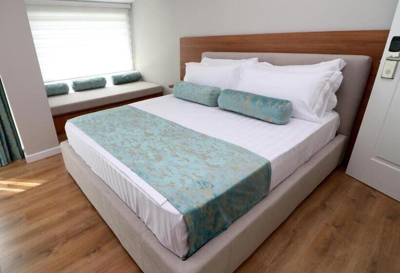 חדר סטנדרטי לשלושה עם נוף, Vila Elarad