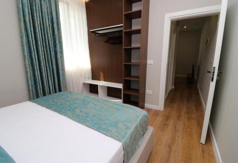 דירת חדר, Vila Elarad