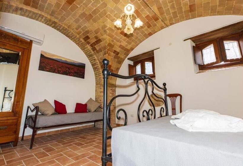 4인용 스탠다드 룸, Bb Casale La Selva Mosciano