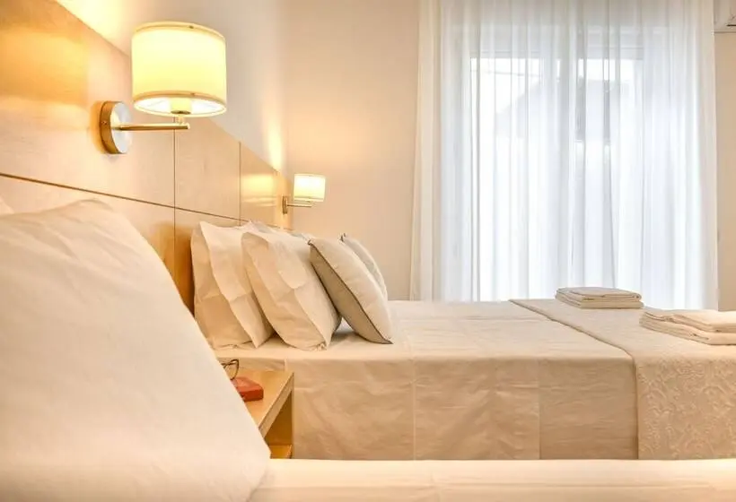 Superior Kolmen Hengen Huone, Ammarèa B&b