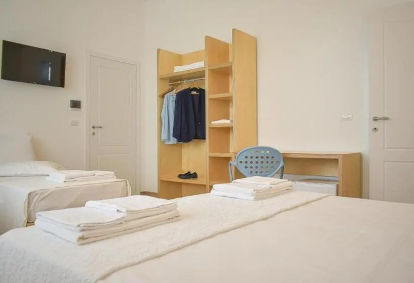 Superior Neljän Hengen Huone, Ammarèa B&b