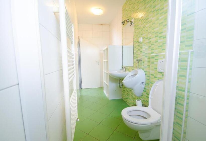 استودیوی استاندارد, Simbol Rooms With Free Private Parking