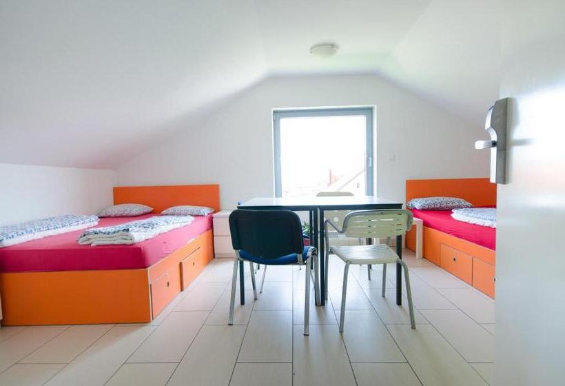 استودیوی استاندارد, Simbol Rooms With Free Private Parking