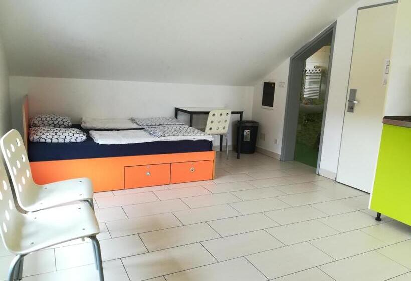 استودیوی استاندارد, Simbol Rooms With Free Private Parking