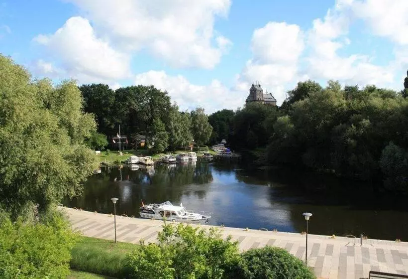 اتاق استاندارد با چشم‌انداز رودخانه, An Der Havel