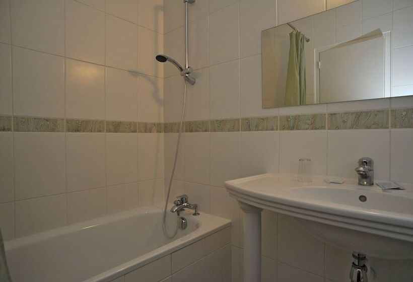 חדר סטנדרט, Beaune Hôtel