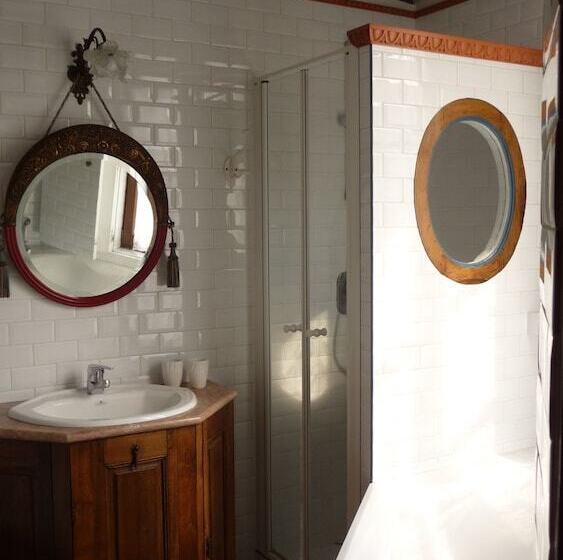 חדר סטנדרט, Beaune Hôtel