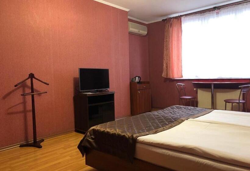 Comfort Kolmen Hengen Huone, Comfort