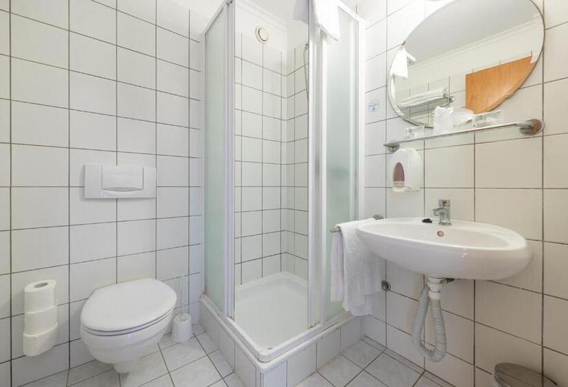 Апартаменты 1 Спальня, Holiday Club Apartman