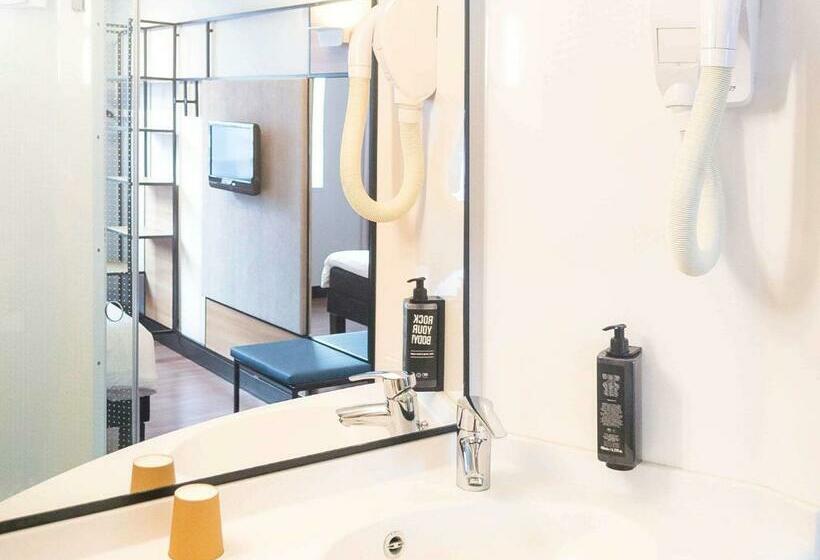 Номер Стандарт, Ibis Paris Cdg Airport