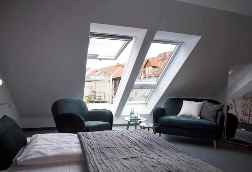 סוויטת ג'וניור נוף לגינה, & Restaurant Am Alten Rhin