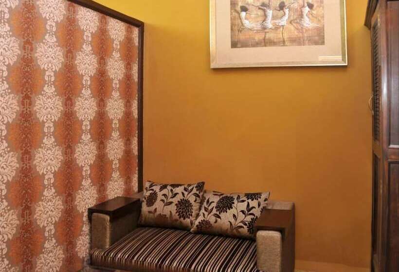 Chambre Triple Supérieure, Silver Plaza
