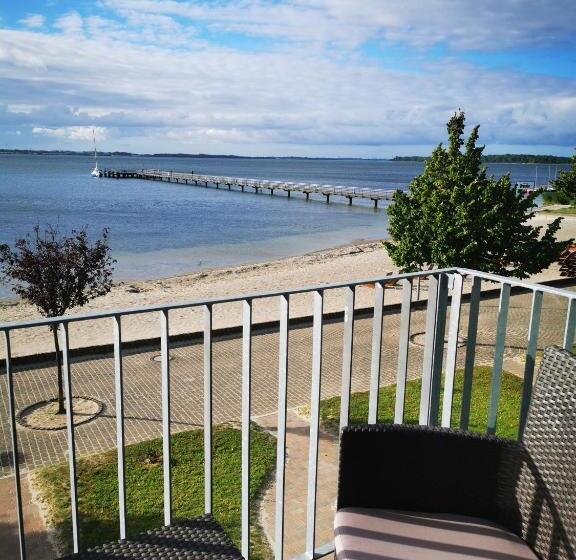 Номер Стандарт Вид на Море, Strandhotel Dranske