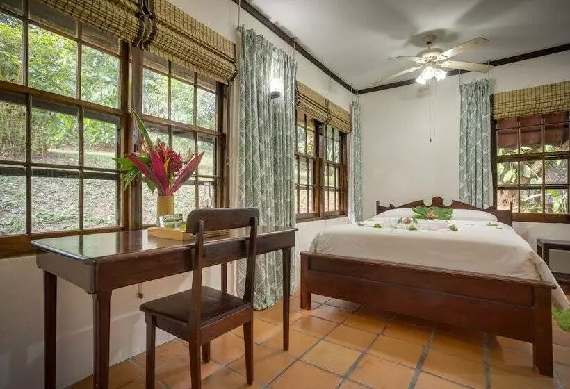 デラックスバンガロー, Sweet Songs Jungle Lodge, A Muy’ono Resort