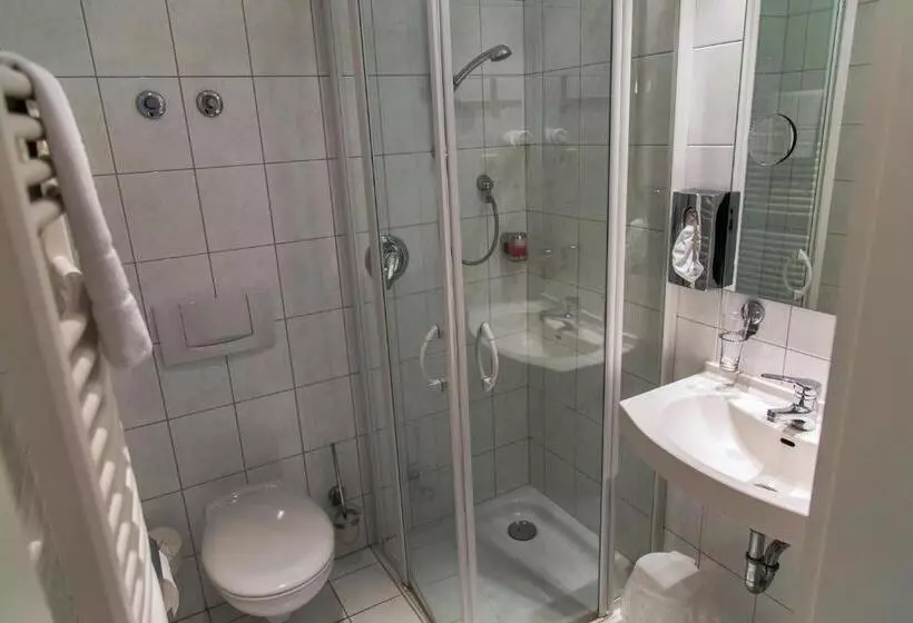 Standard Yhden Hengen Huone, Seepark Hotel Am Wandlitzsee