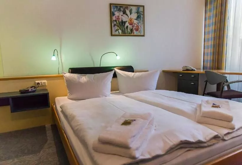 Standard-huone Puutarhanäkymä, Seepark Hotel Am Wandlitzsee