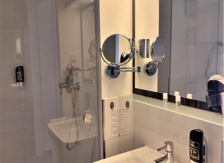 Апартаменты 1 Спальня Вид на Море, Strandhotel Dranske