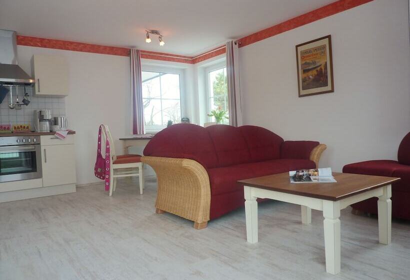 带两个卧室的顶楼公寓, Strandhotel Villa Louisa & Appartementhäuser Villa Josephine Und Christine