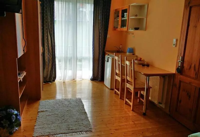 اتاق استاندارد یک نفره, Villa Grazia
