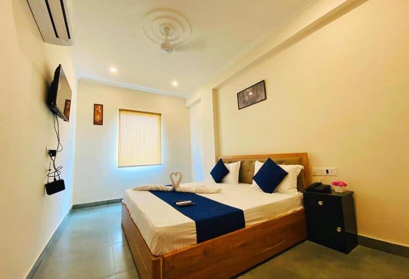 デラックスルーム, Bhagwati Palace