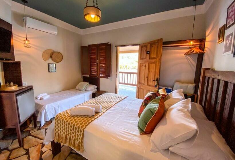 غرفة قياسية ثلاثية, Bica D  água Boutique