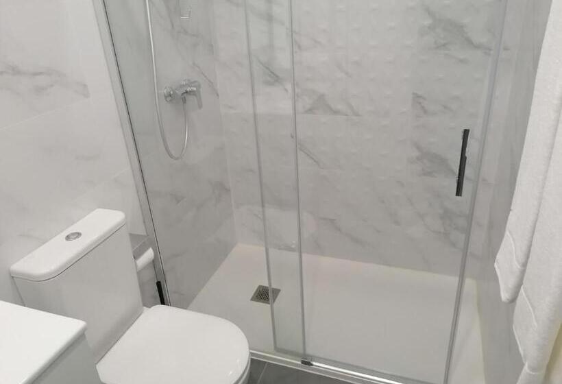 اتاق استاندارد با تخت بزرگ, Cool Suites