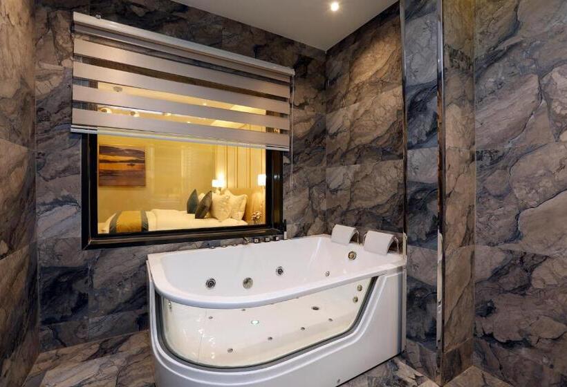 3 Bedroom Suite, وايت مون للاجنحة الفندقية الضيافة