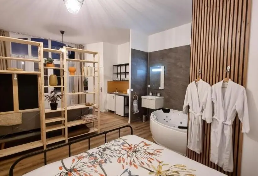 バスタブ付きスタンダードルーム, La Bastide Champenoise   Chambres D Hôtes